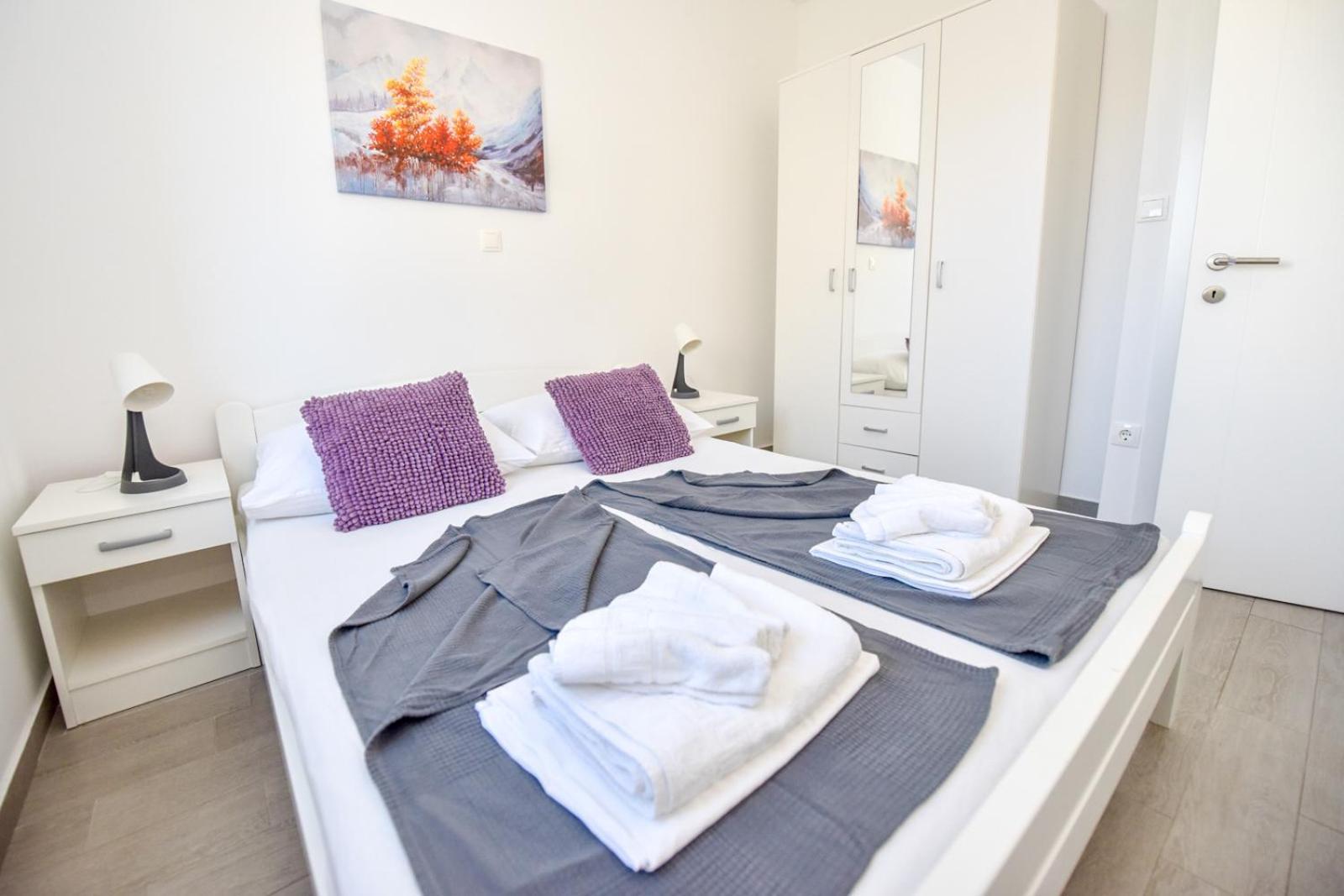 Apartment Yoko Novalja